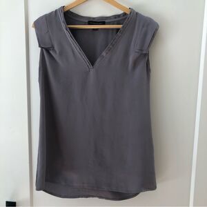 Banana Republic silky gray sheen sleeveless‎ blouse woman’s size S